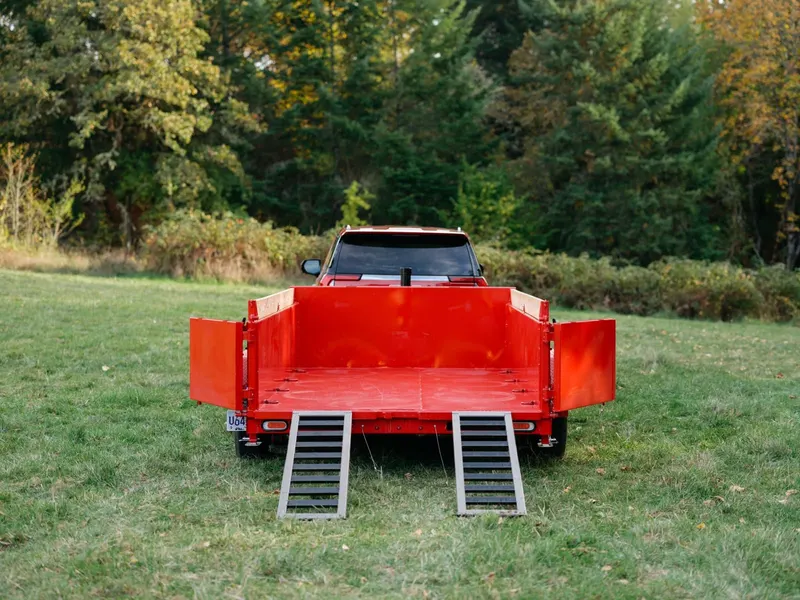Red 2027 Diamond C MDT 12 foot dump trailer, photo 9