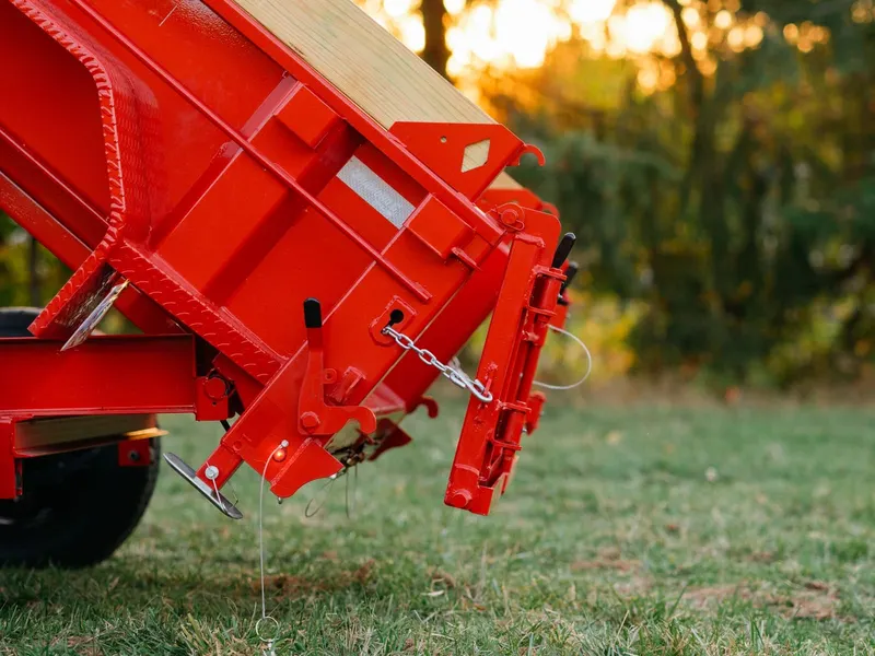 Red 2027 Diamond C MDT 12 foot dump trailer, photo 15