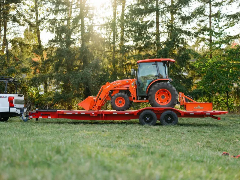Red 2027 Diamond C HXD 24 foot gravity tilt equipment trailer, photo 8